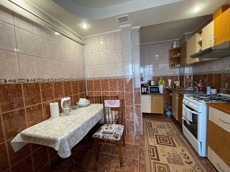 Apartament cu 2 camere decomandat, mobilat în Moara de foc