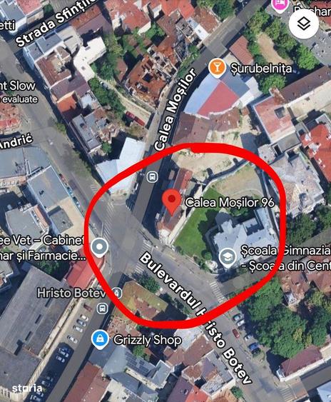Apartament cu 5 camere decomandat în Moșilor