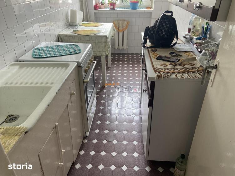 Apartament cu 3 camere decomandat în Ultracentral