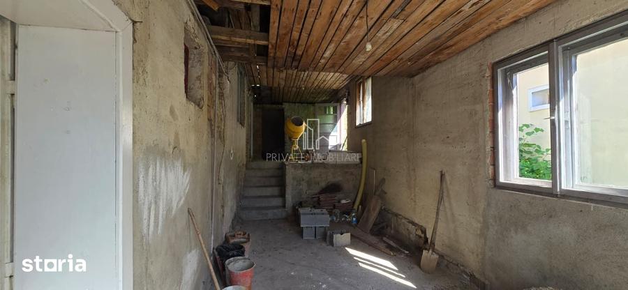 Casă cu 3 camere cu Teren 902 Mp în Central