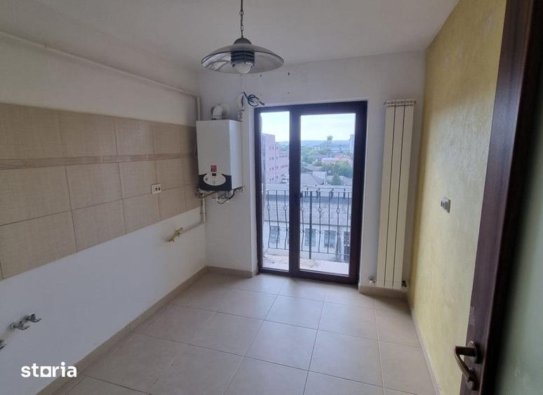 Apartament cu 2 camere decomandat în Frumoasa