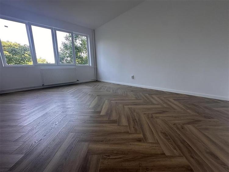 Apartament cu 2 camere decomandat în Circumvalațiunii