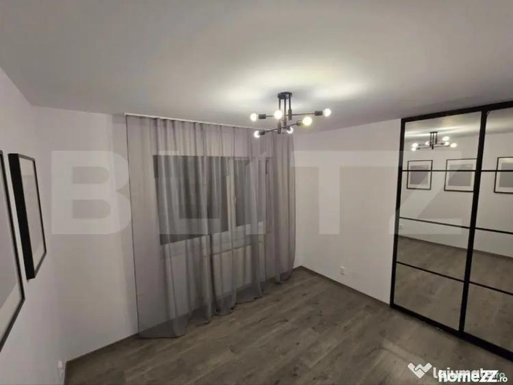 Apartament cu 4 camere semidecomandat în Central