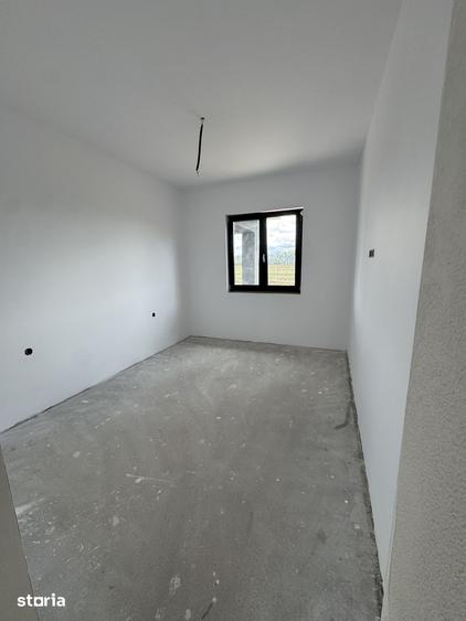 Casă cu 3 camere cu Teren 650 Mp în Odoreu