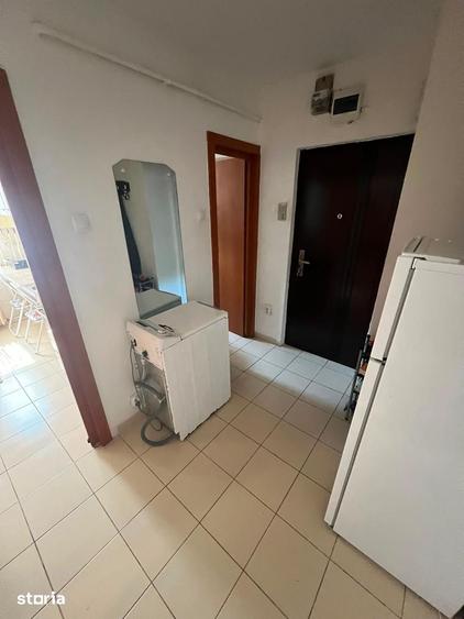 Garsonieră decomandată în Podu Roș