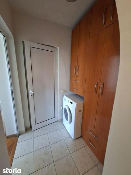 Apartament cu 3 camere decomandat în Copou