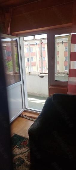 Garsonieră decomandată în Exterior Vest