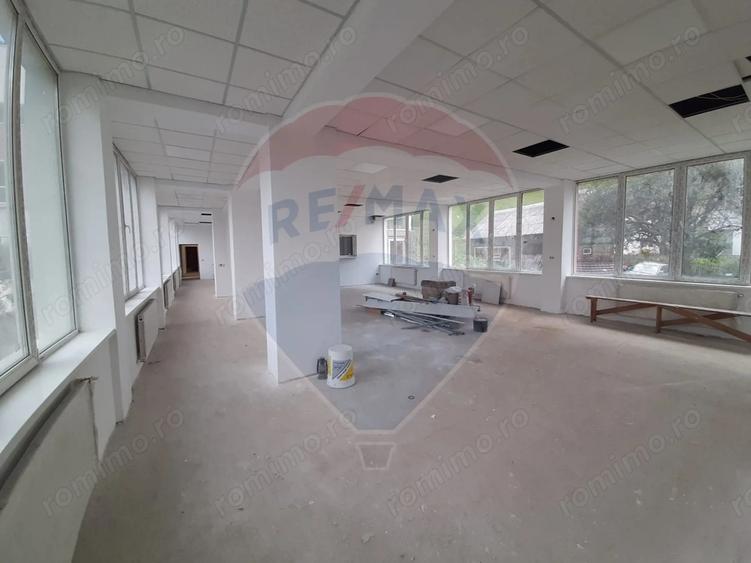 Casă cu Teren 2140 Mp în Moieciu