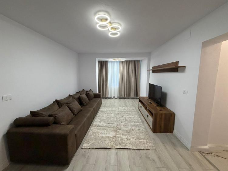 Apartament cu 2 camere semidecomandat în Aleea Trandafirilor