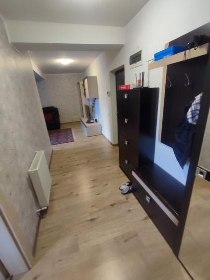 Apartament cu 2 camere decomandat în Între Lacuri