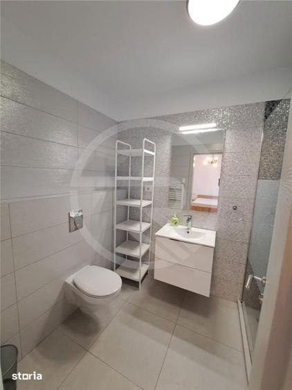 Casă cu 4 camere cu Teren 220 Mp în Iris