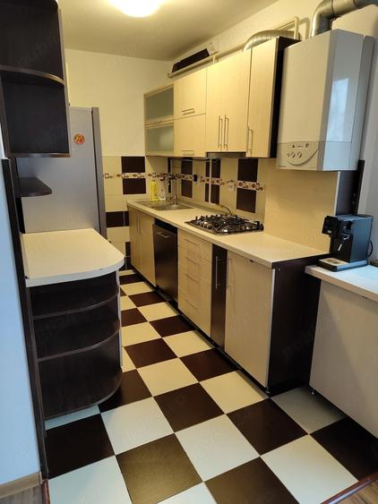 Apartament cu 2 camere semidecomandat în Central