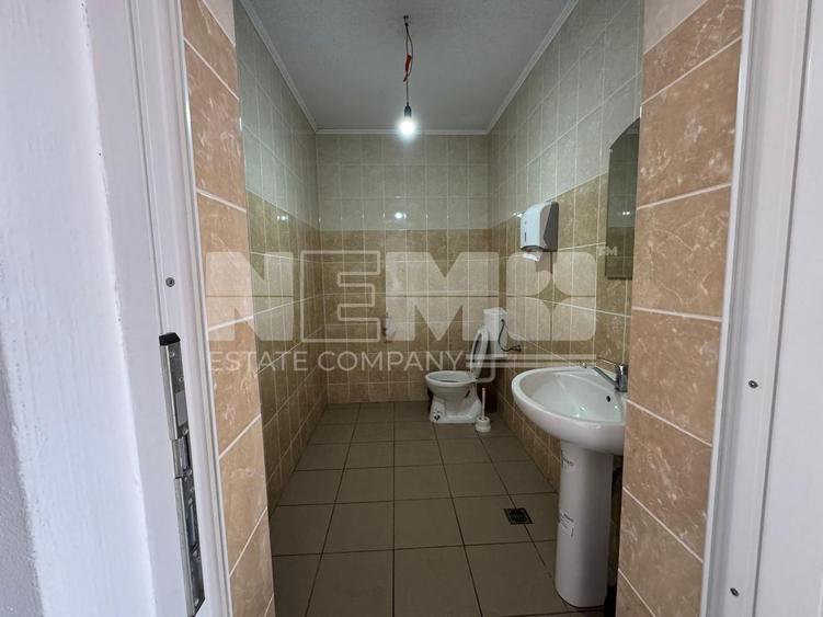 Spațiu comercial, de 600 mp, în Dumbrăveni
