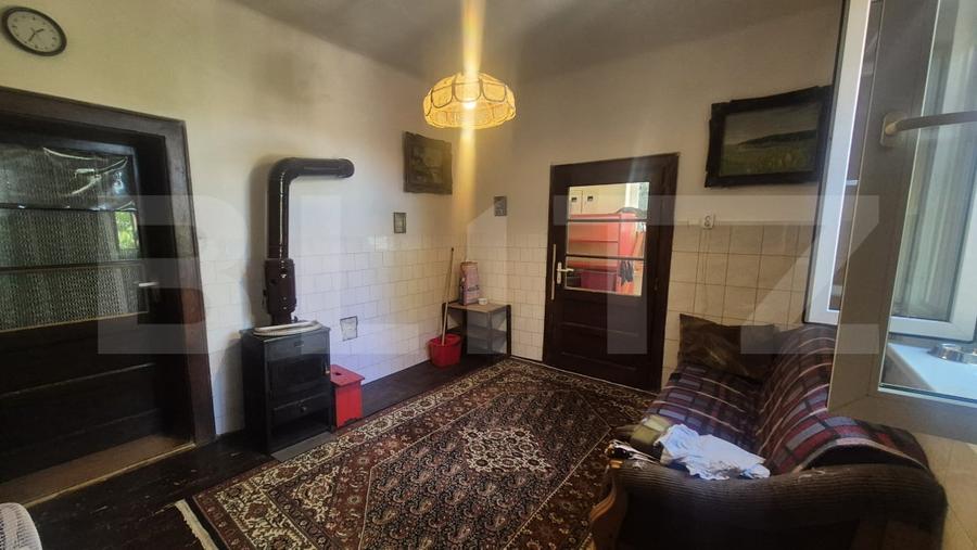 Casă individuală cu 4 camere cu Canalizare în Cloșca