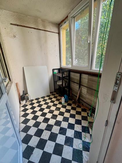 Apartament cu 4 camere decomandat în Iancului