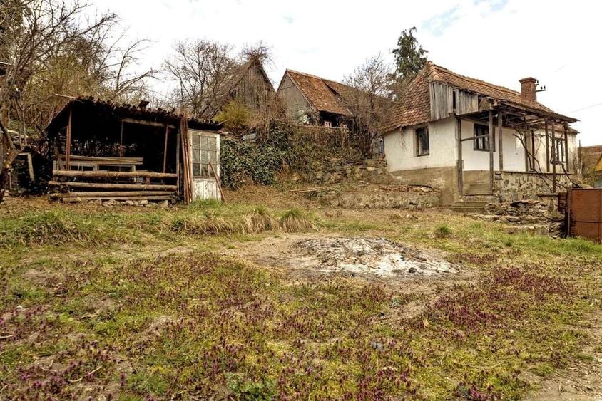 Casă cu 2 camere în Vale