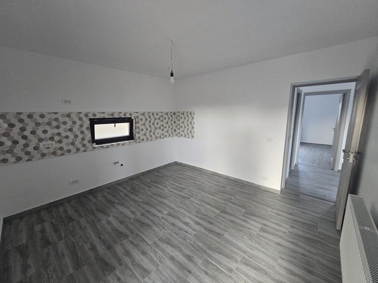 Casă cu 3 camere în Ruși-Ciutea