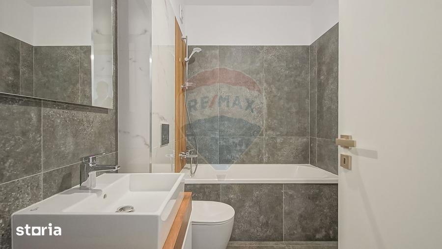 Apartament cu 3 camere, mobilat în Tractorul