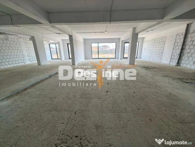 Spațiu comercial, de 217 mp, în Central