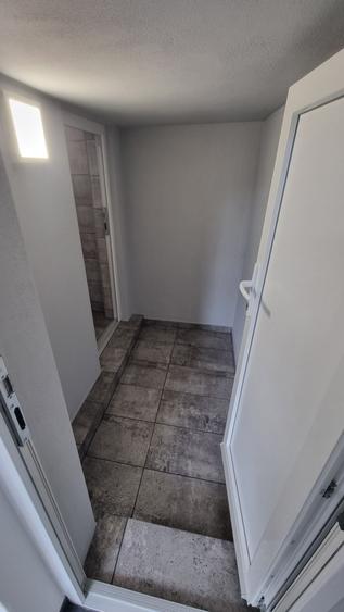 Spațiu comercial, de 24 mp, în Central