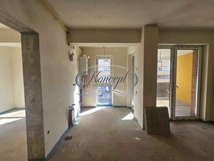 Apartament cu 2 camere semidecomandat în Florești