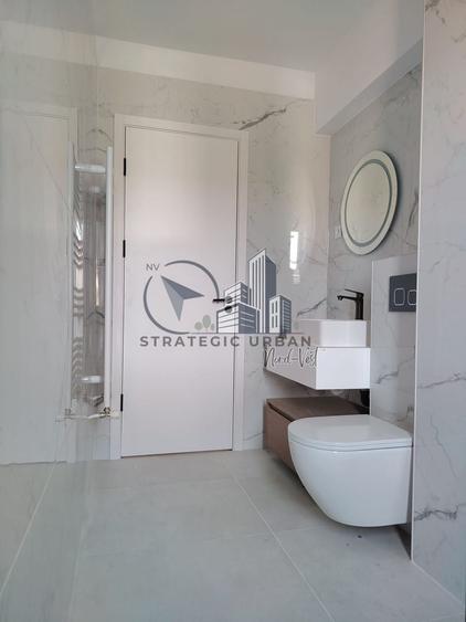 Apartament cu 3 camere semidecomandat în Florești