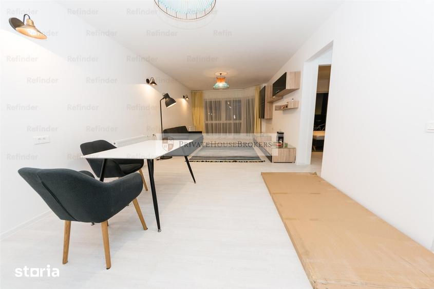 Apartament cu 2 camere semidecomandat în Tei