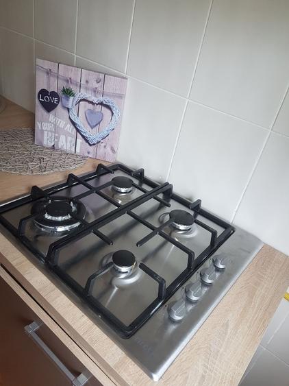 Persoana fizica,  Cameră disponibilă, într-un apartament , zona Dacia. Doar pent - 10