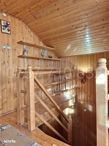 Casă cu 3 camere cu Teren 428 Mp în Măneciu