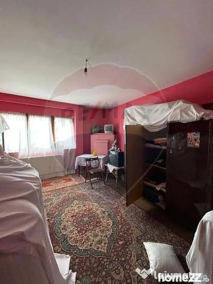 Casă cu 2 camere cu Teren 154 Mp în Central