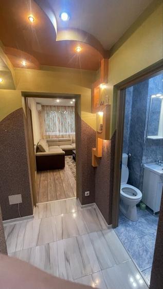 Apartament cu 3 camere decomandat în Exterior Vest