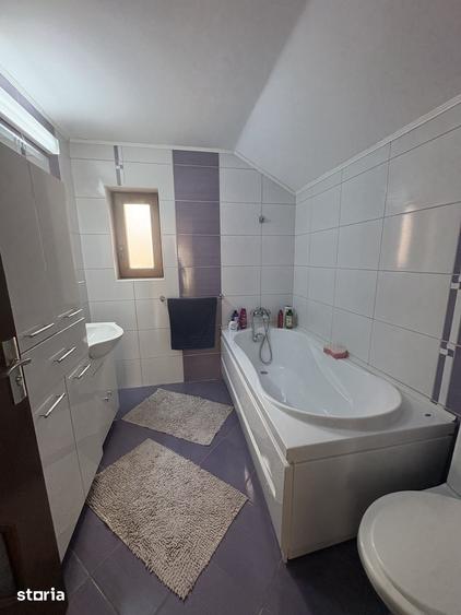 Casă cu 3 camere cu Teren 343 Mp în Sântandrei