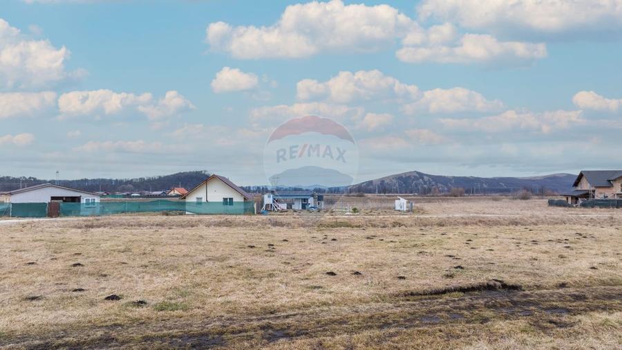 Teren Construcții intravilan de 500 mp, în Hărman