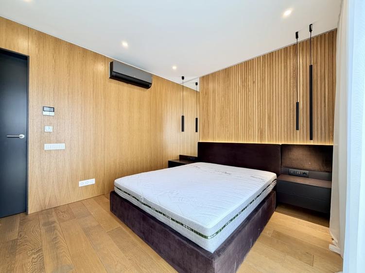 Apartament cu 2 camere semidecomandat, mobilat în Central