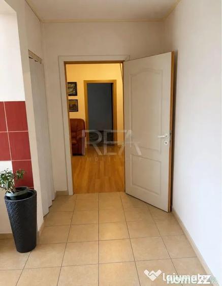 Apartament cu 4 camere decomandat în 13 Septembrie