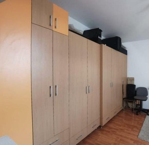 Apartament cu 2 camere decomandat în Ozana