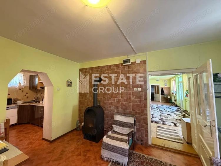 Casă cu Teren 1414 Mp în Sânandrei
