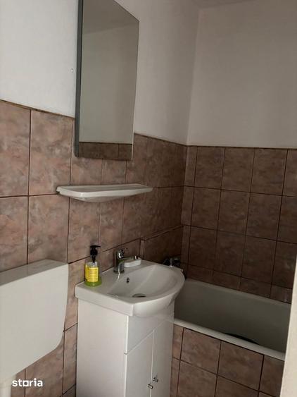Apartament cu 2 camere semidecomandat în Alexandru cel Bun