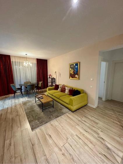 Apartament cu 2 camere semidecomandat, mobilat în Pantelimon