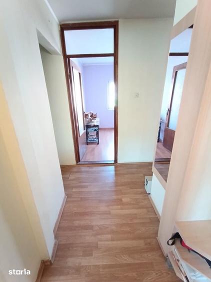 Apartament cu 4 camere decomandat în Micălaca