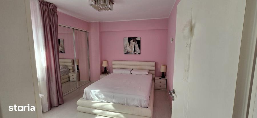 Apartament cu 4 camere în Sud