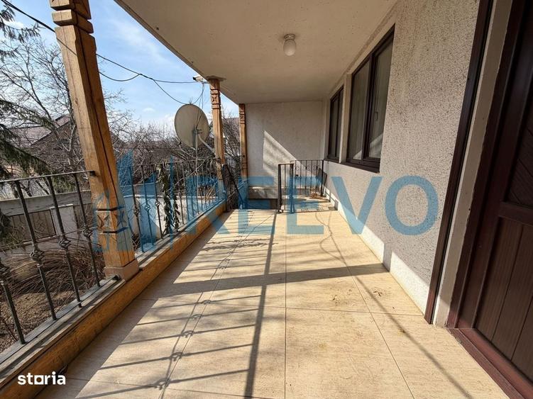 Casă cu 4 camere în Tuta
