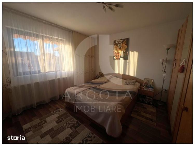 Casă cu 4 camere în Spătaru