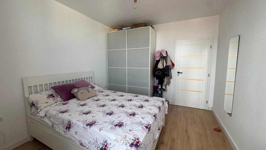 Apartament cu 3 camere în Telegrafului