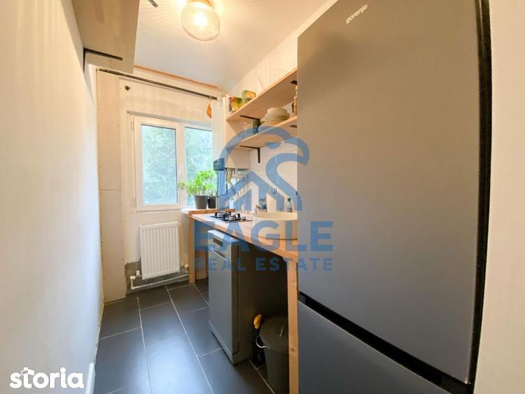 Apartament cu 3 camere semidecomandat, mobilat în Tomis Nord