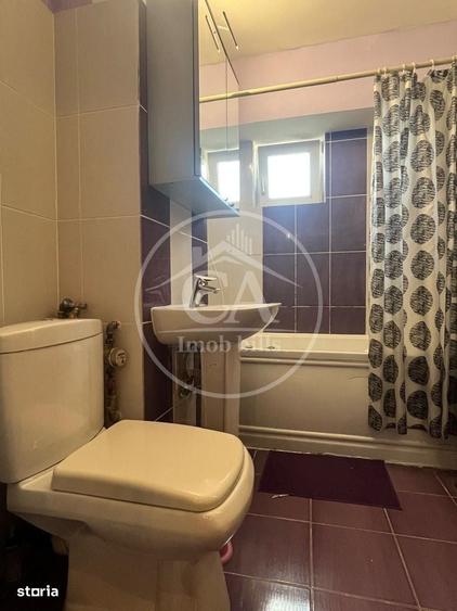 Apartament cu 3 camere decomandat în Calea Clujului