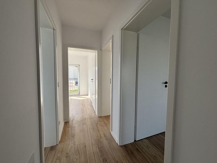 Duplex cu 4 camere cu Canalizare în Șelimbăr