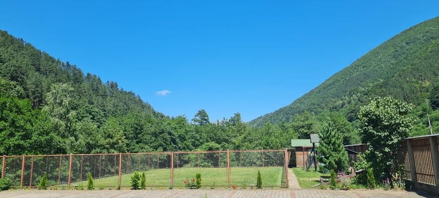Hotel/Pensiune, de 20 mp, în Sadu