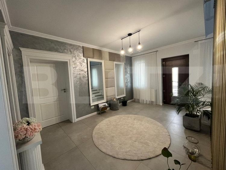 Casă individuală cu 5 camere cu Canalizare în Exterior Est