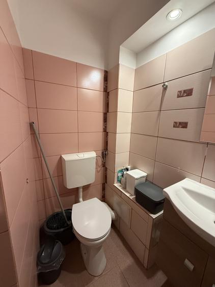 Apartament cu 2 camere semidecomandat, mobilat în Complex Studențesc